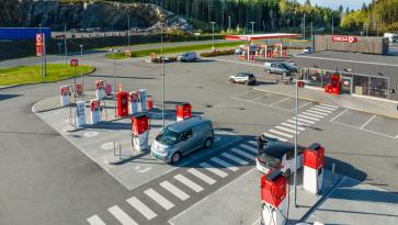 b2b charging station circle k