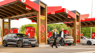 Circle K EV Chargers with autumn colours
