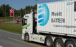 Lastebil med ladecontainer